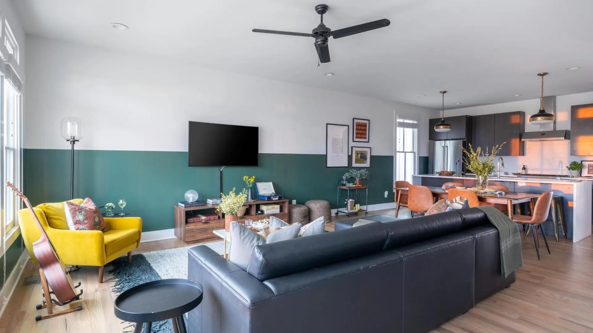 Linda Emmylou Patsy By Avantstay 3 Unit Buyout W 11Br In Heart Of Nashville